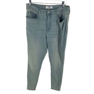 Levi's Women's Ultra High Rise Super Skinny Jeans 5 Pocket Stretch Size 33